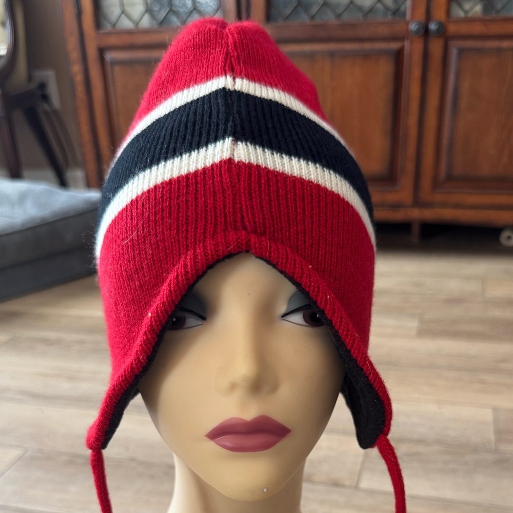 Red and Black Women's Knit Hat Toboggan